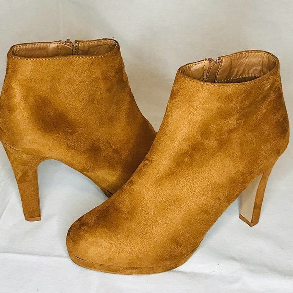 Forever Bootie - Picture 5 of 7